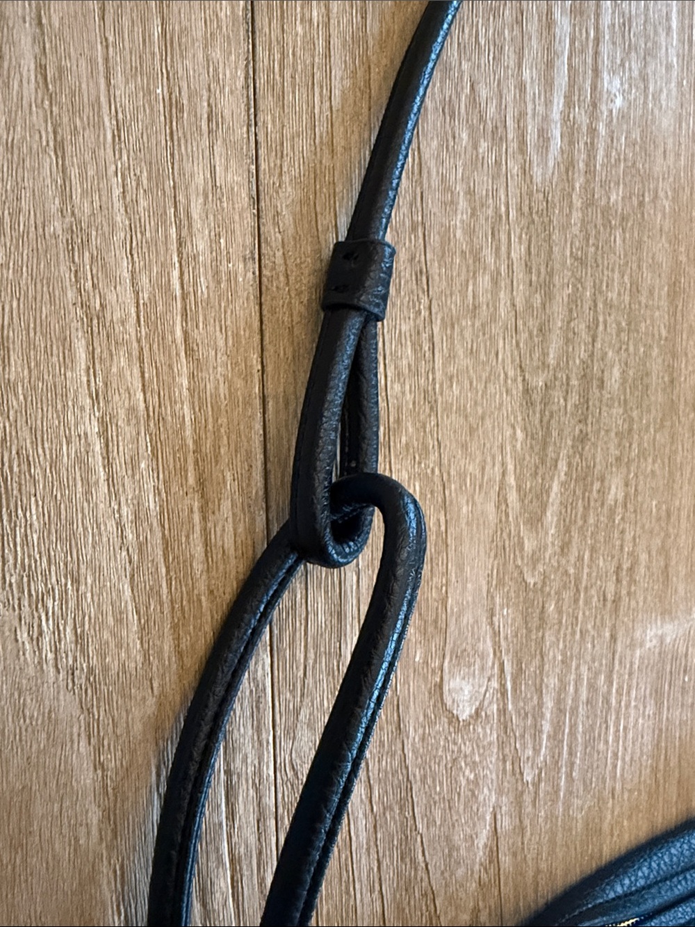 Banana Republic Black Vegan Sling Bag Crossbody Purse - Picture 3 of 6